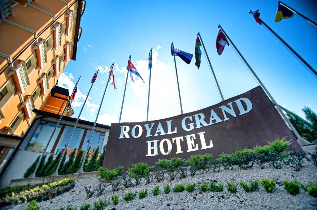 Royal Grand Hotel & Spa Truskavets Exterior photo