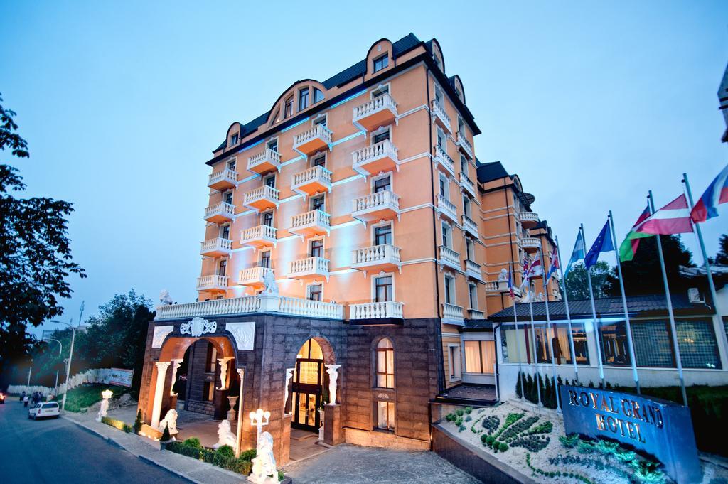 Royal Grand Hotel & Spa Truskavets Exterior photo